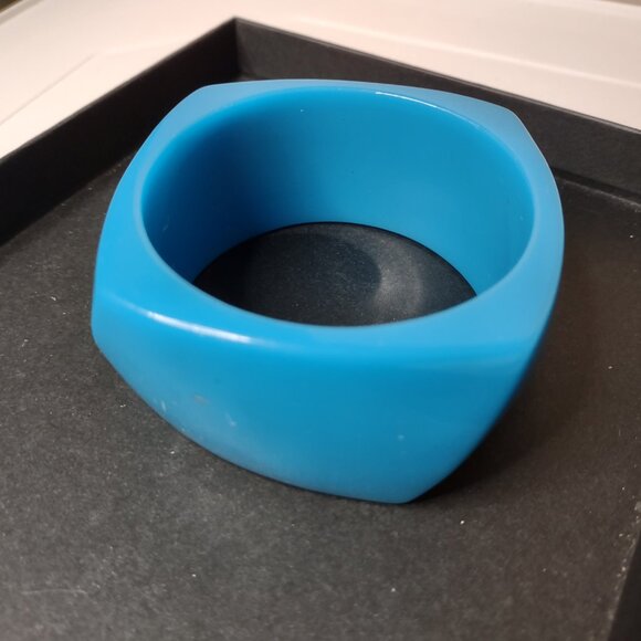 Very Awesome Asymmetrical 8 Inch Vintage Thick Blue Bangle - Picture 5 of 10